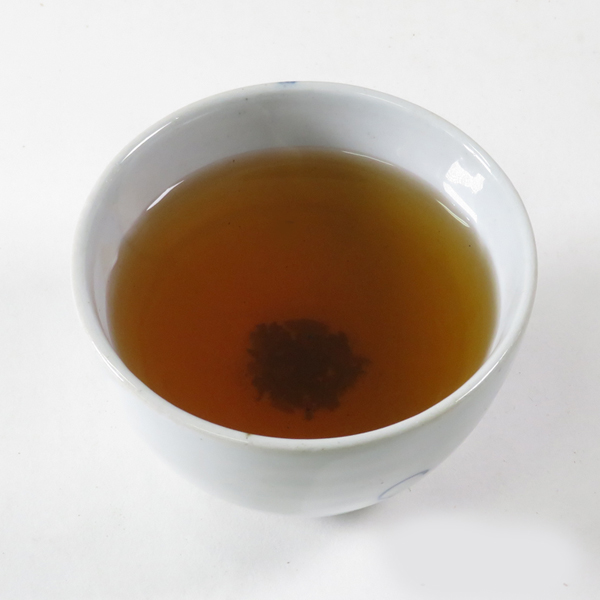 湯飲みに出した京番茶